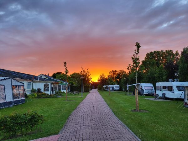 Camping De Vijverhof Ommeren Gelderland | Minicampings